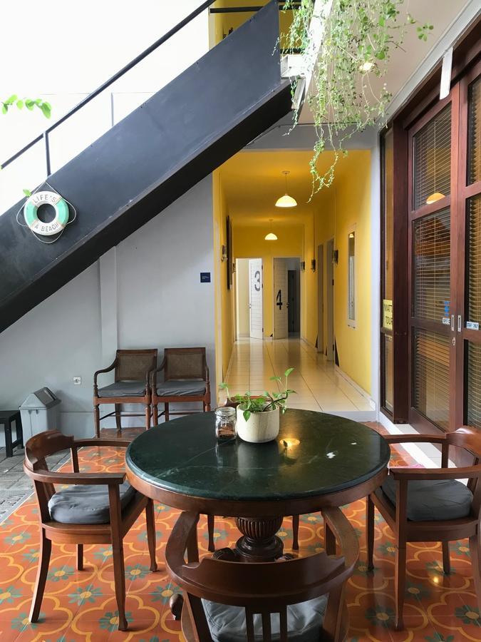 Matta Lodge Kuta Selatan Eksteriør billede